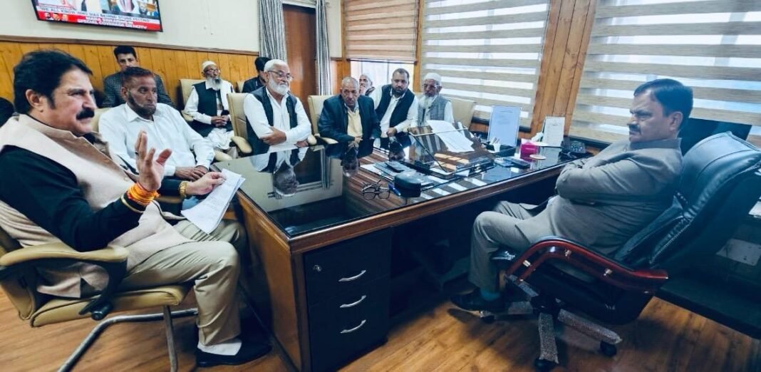 Javed Rana meets several deputations; assures prompt redressal of grievances SRINAGAR,