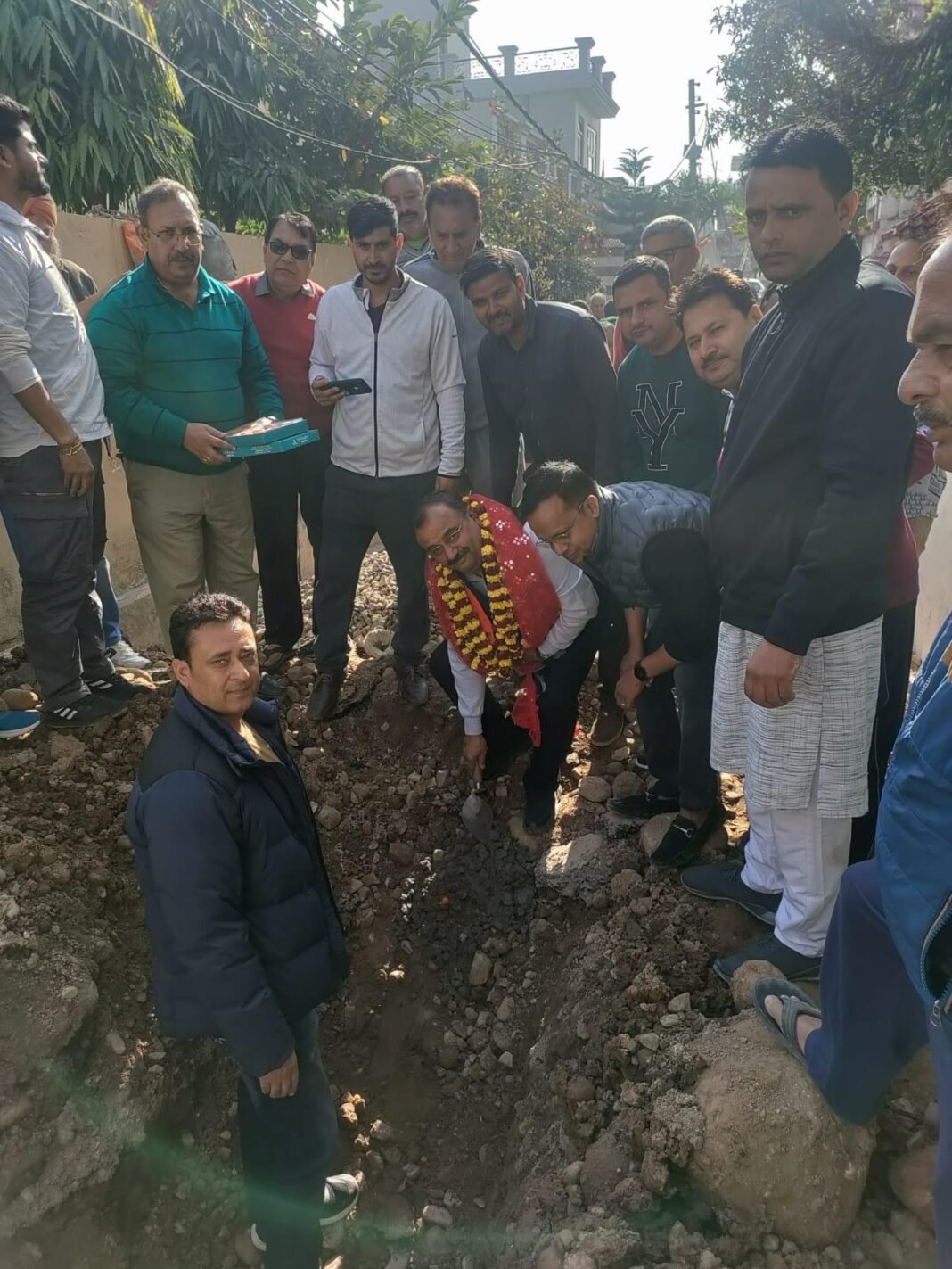 Development always been the cornerstone of BJP’s Agenda: Vikram Randhawa Kick-start Lane and Drain Work in Ward No. 7