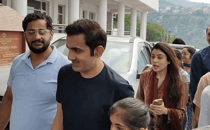 Gautam Gambhir arrives in Katra with family to offer prayers at Shri Mata Vaishno Devi Shrine